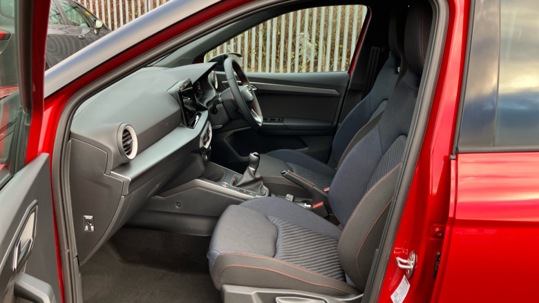 SEAT Arona 1.0 TSI 115 FR Black Edition 5dr Petrol Hatchback